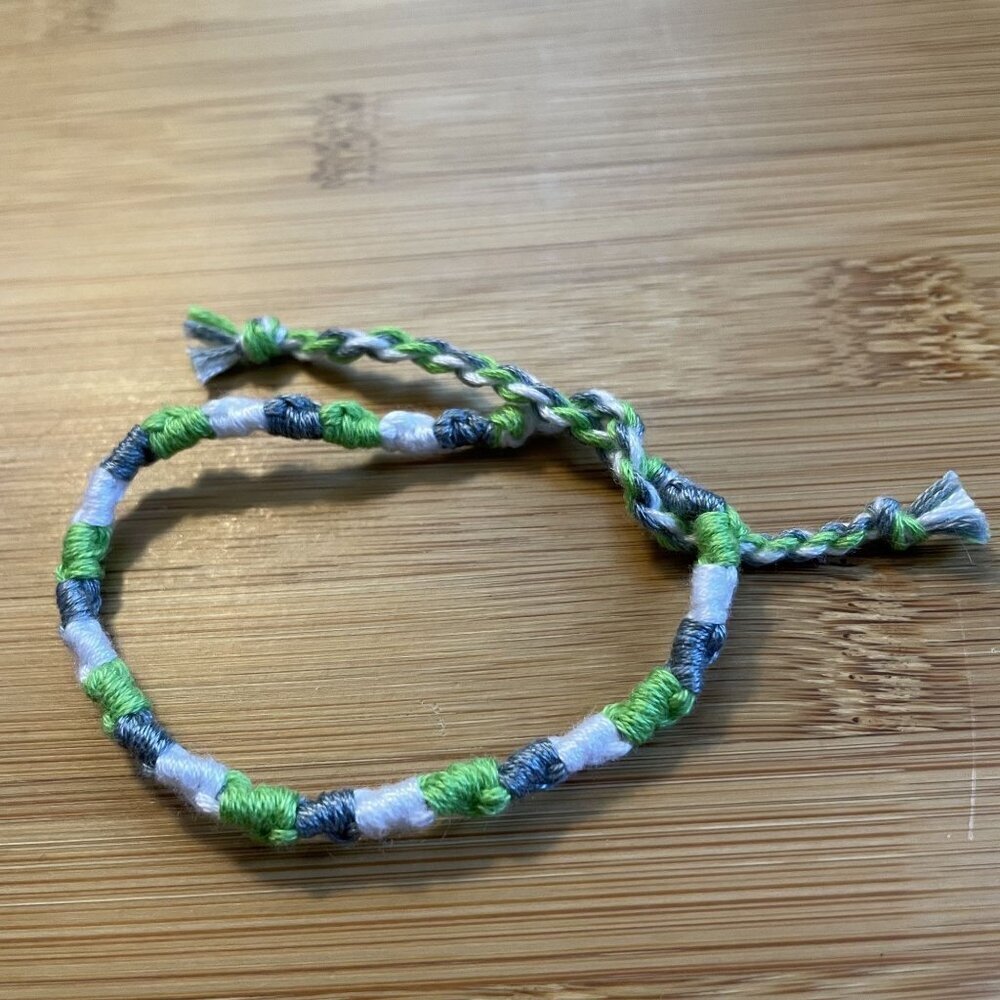 Eliora Woven Friendship Bracelet OS Green White Women Cotton Embroidery Tie